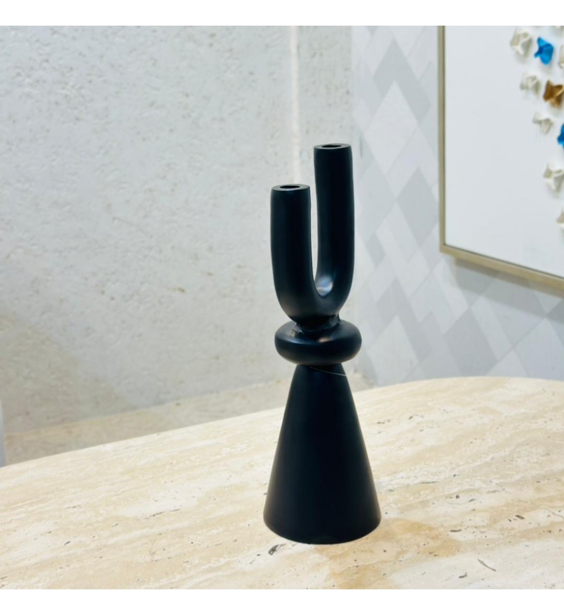 شمعدان اسود حديد تصميم انيق 32×4×4سم شمعدان اسود حديد تصميم انيق 32×4×4سم