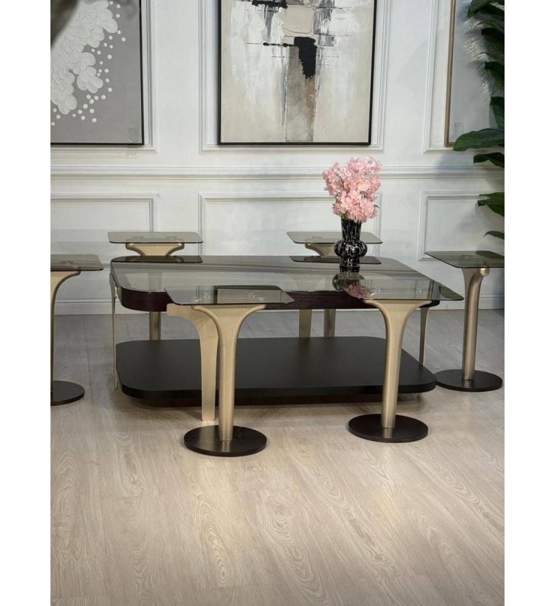 طقم طاولات تقديم 7 قطع سطح زجاج (منتج تفصيل ) طقم طاولات تقديم 7 قطع سطح زجاج (منتج تفصيل )