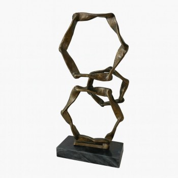 قطعة ديكورية فنية بتصميم نحتي عصري، مصنوعة بلون برونزي أنتيك بملمس خشن أنيق يعكس الطابع الفني الحديث40×18×8سم 