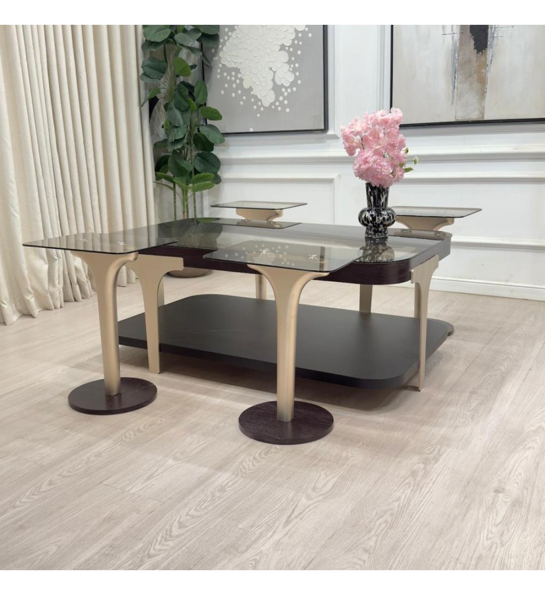 طقم طاولات تقديم 5قطع سطح زجاج (منتج تفصيل ) طقم طاولات تقديم 5قطع سطح زجاج (منتج تفصيل )