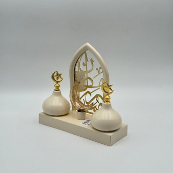 قطعة ديكورية أنيقة بتصميم إسلامي راقٍ تجمع بين الجمال والرمزية بيج 21×21×8سم 