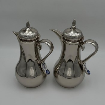 طقم  ترمس  شاي وقهوة أنيق يجمع بين التصميم العصري والانيق 