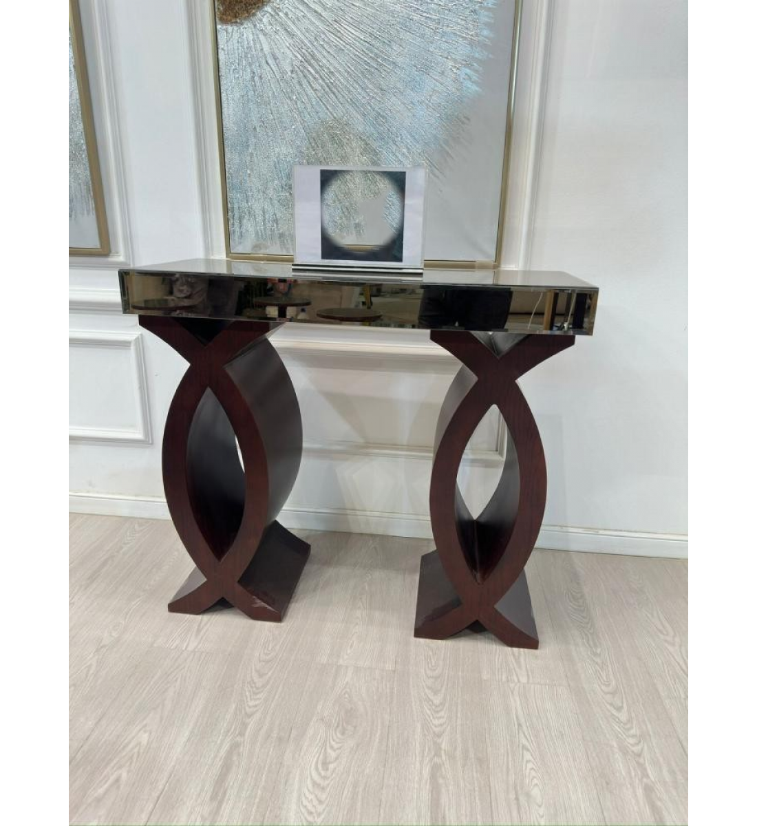 طاولة مدخل سطح مرايا قاعده خشب لون بني مقاس 100*40*85 سم طاولة مدخل سطح مرايا قاعده خشب لون بني مقاس 100*40*85 سم