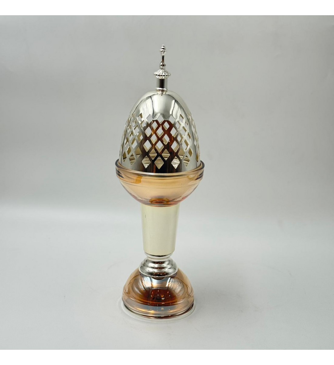 مبخرة ديكورية أنيقة بتصميم فاخر يجمع بين المعدن اللامع والزجاج بلون عنبري جذاب34×10×10سم 