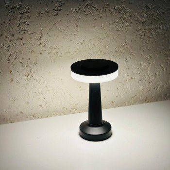  أبجورة أنيقة بتصميم عصري ولون أسود مطفي، تعمل بالبطارية لتمنحك إضاءة مريحة دون الحاجة إلى أسلاك19×12×12سم 