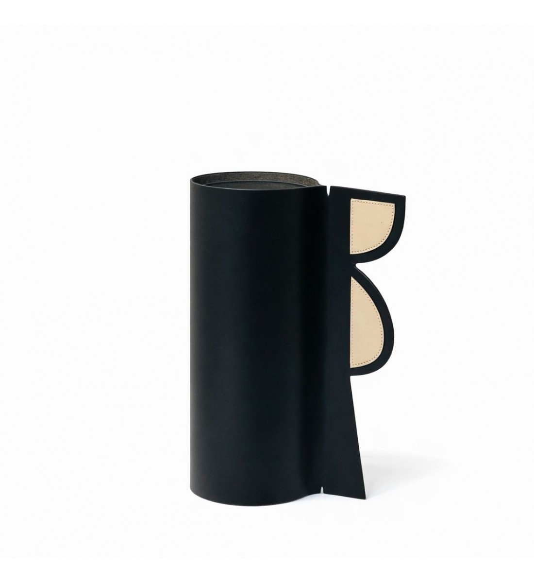 قطعة ديكور عصرية بتصميم مبتكر يجمع بين البساطة والتميز 36×23×12سم 