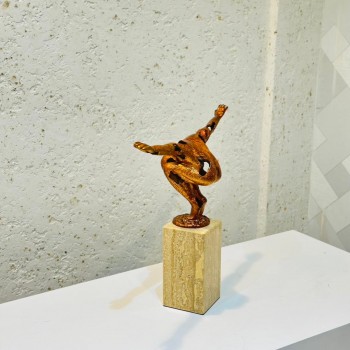 تمثال ديكوري فني فاخر 31×37×8سم 