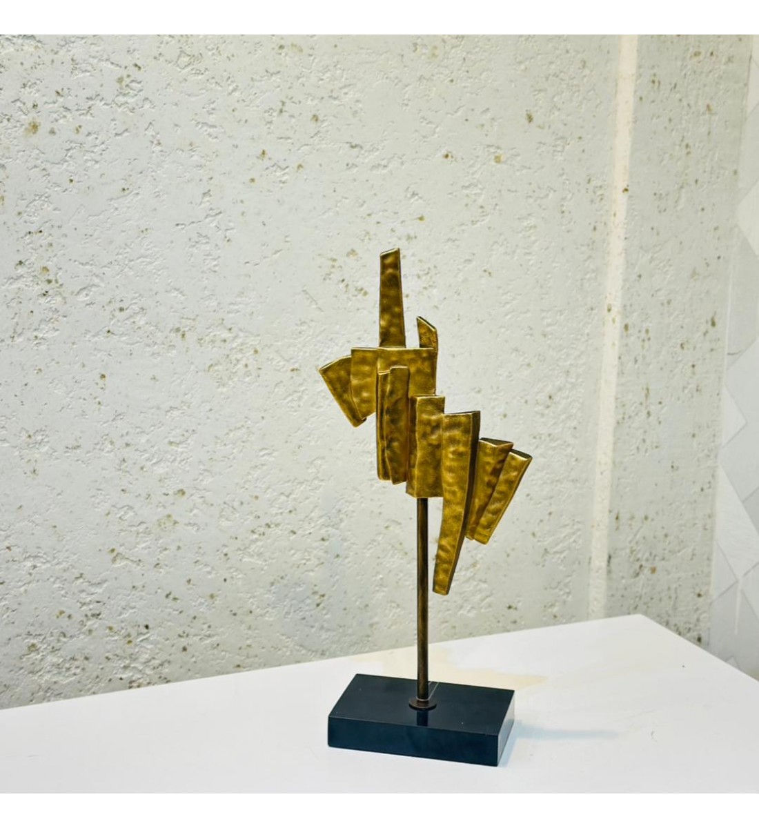 قطعة ديكور فنية عصرية 44×10×15سم