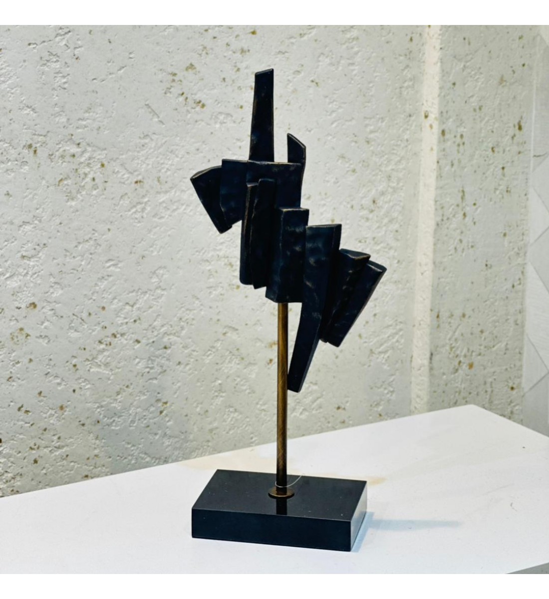 قطعة ديكور فنية عصرية 44×10×15سم