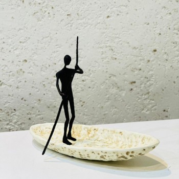 قطعة ديكور فنية مستوحاة من الرحلة والهدوء 35×12×29سم 