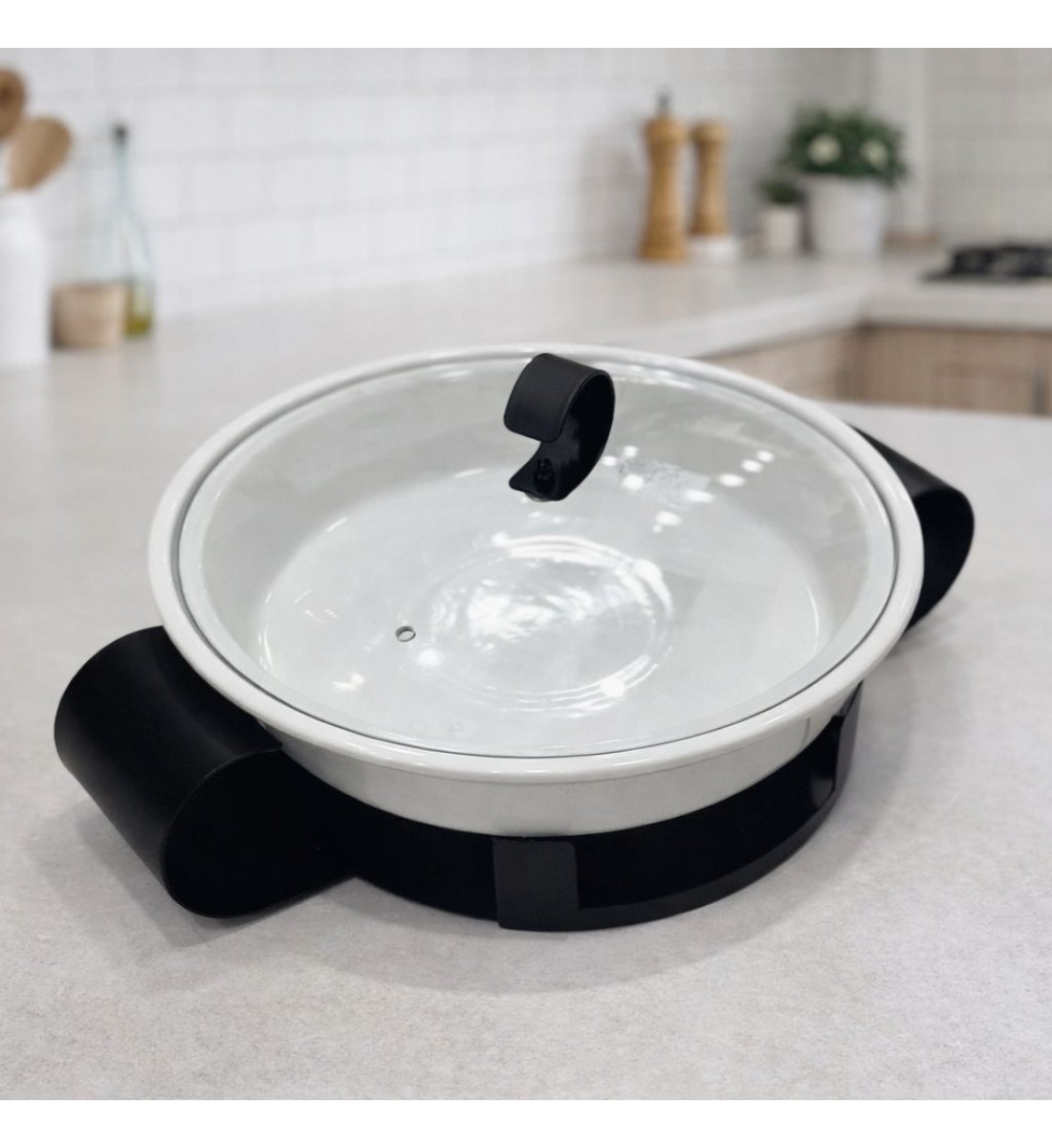 سخان بوفية صحن تقديم سيراميك لتسخين الطعام مزود بغطاء بتصميم فريد30×30×11سم سخان بوفية صحن تقديم سيراميك لتسخين الطعام مزود بغطاء بتصميم فريد30×30×11سم