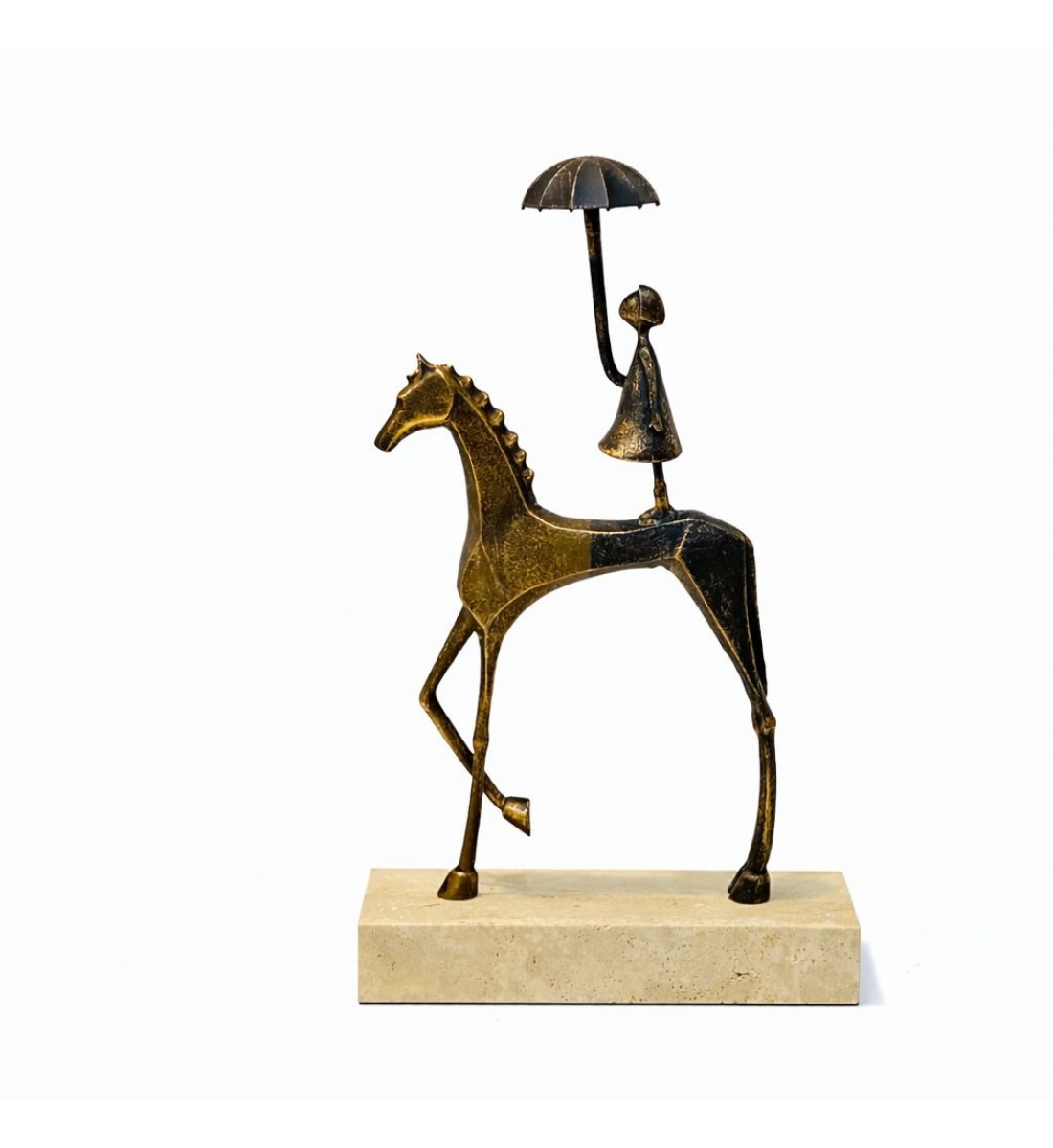 قطعة ديكور فنية راقية بتصميم يجمع بين الخيال والأناقة، 37×22×8سم 