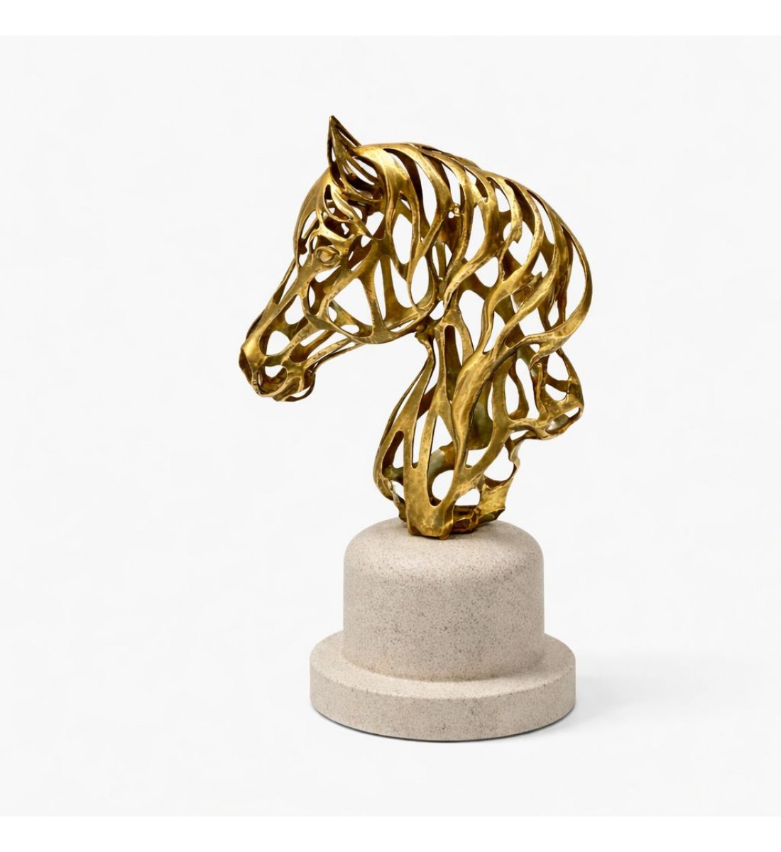 قطعة ديكور فنية فاخرة بتصميم نحتي مميز يجسّد رأس حصان بأسلوب تجريدي عصري،33×19×12سم