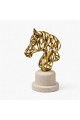 قطعة ديكور فنية فاخرة بتصميم نحتي مميز يجسّد رأس حصان بأسلوب تجريدي عصري،33×19×12سم