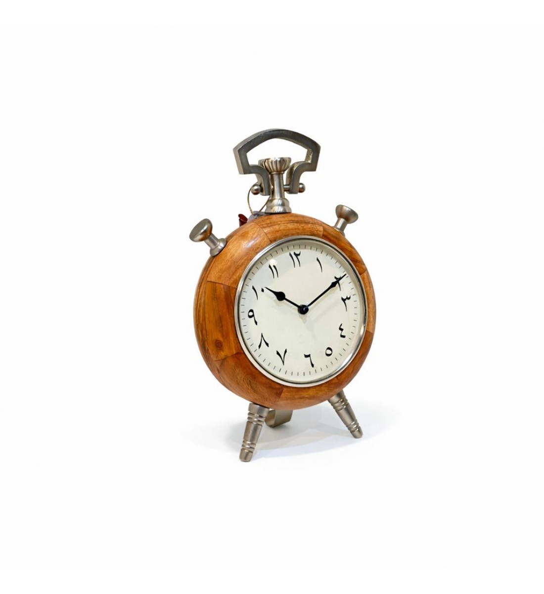 ساعة ديكورية أنيقة بتصميم كلاسيكي فاخر، مصنوعة من الخشب الطبيعي مع تفاصيل معدنية راقية تمنحها طابعًا تراثيًا مميزًا  23×36سم 