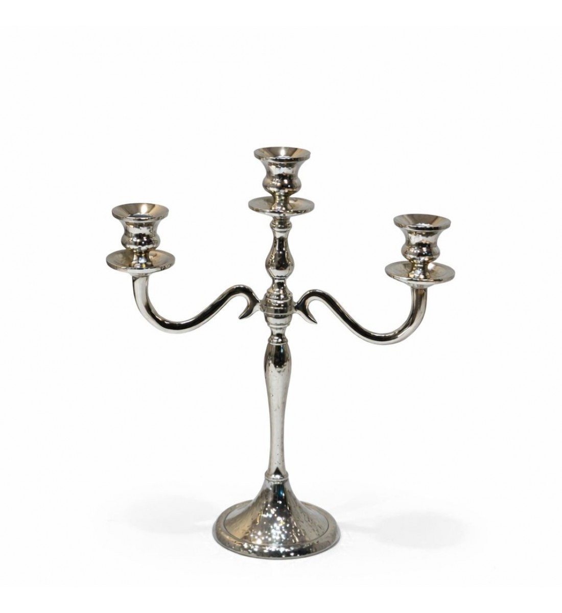 شمعدان ديكوري أنيق بثلاثة أذرع مصنوع من المعدن بتشطيب فضي لامع 