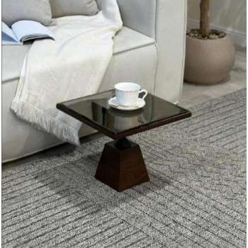  طقم طاولات ضيافة أرضية بسطح مرايا سوداء و6 طاولات خدمة باللون البني الداكن.  (منتج تفصيل )