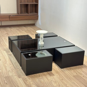 طقم طاولات قهوة عصرية بتصميم أنيق وبسيط، يتكوّن 5قطع 