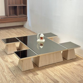 طقم طاولات قهوة عصرية بتصميم أنيق وبسيط، يتكوّن 5قطع 