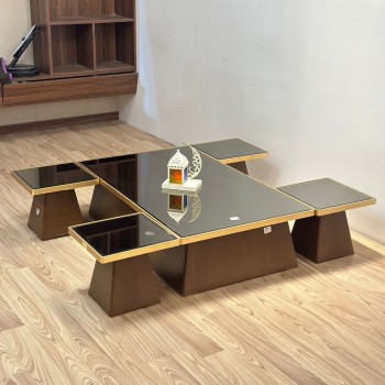 طقم طاولات قهوة عصرية بتصميم أنيق وبسيط، يتكوّن 5قطع 