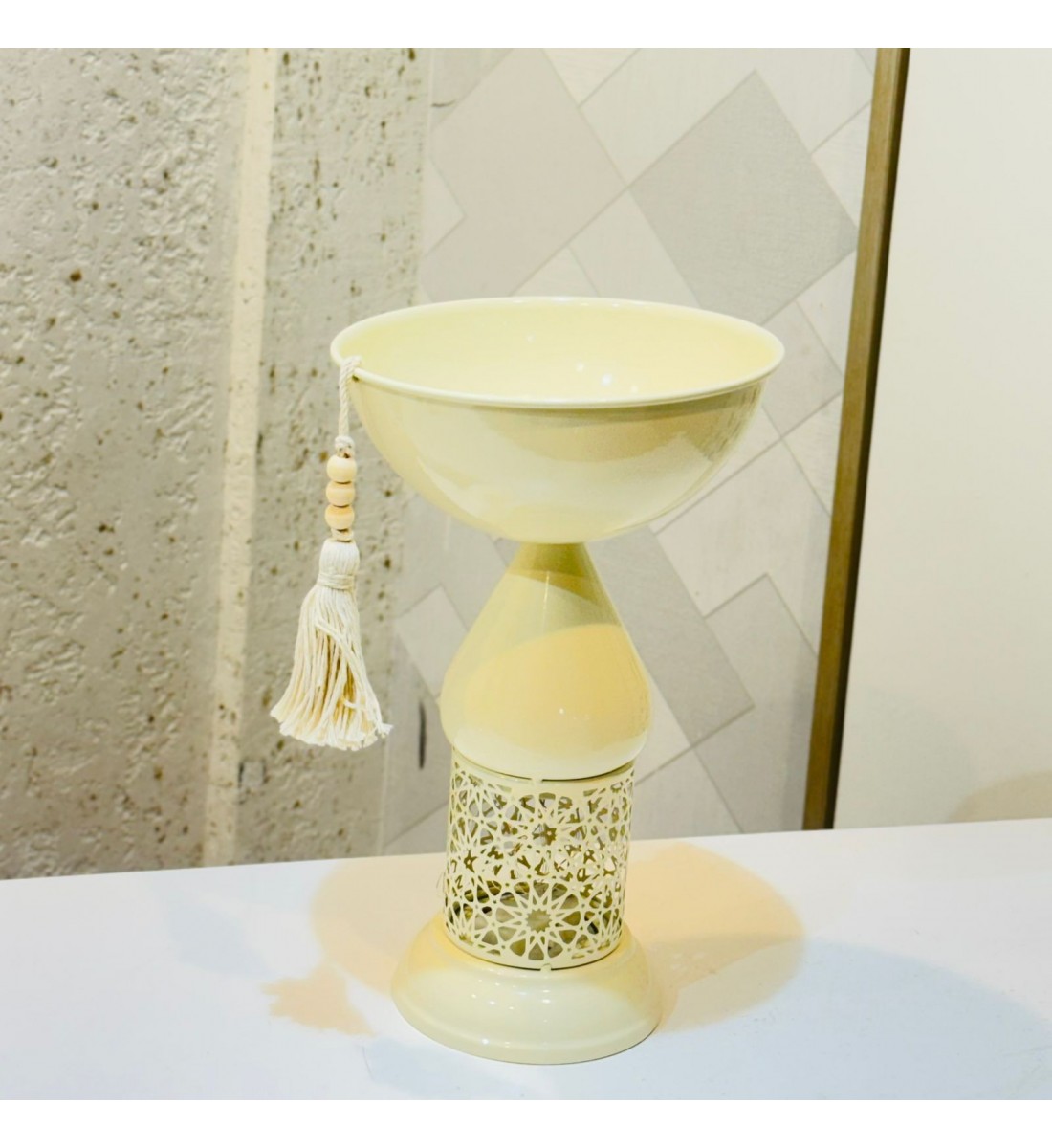  صحن ديكوري فاخر بتصميم أنيق يجمع بين البساطة والفخامة،30×19×19سم 