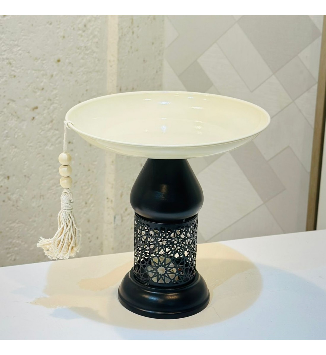  صحن ديكوري فاخر بتصميم أنيق يجمع بين البساطة والفخامة،25×25×25سم 