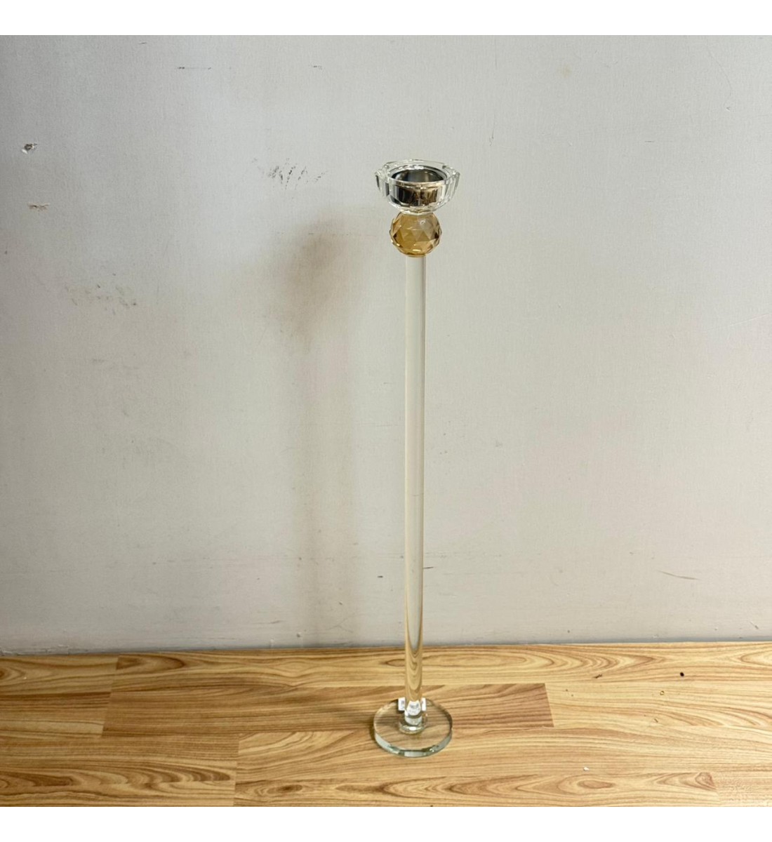  مبخرة أرضية أنيقة مصنوعة من الزجاج الشفاف بتصميم طويل وراقي يضيف لمسة فخامة للمكان 80سم 