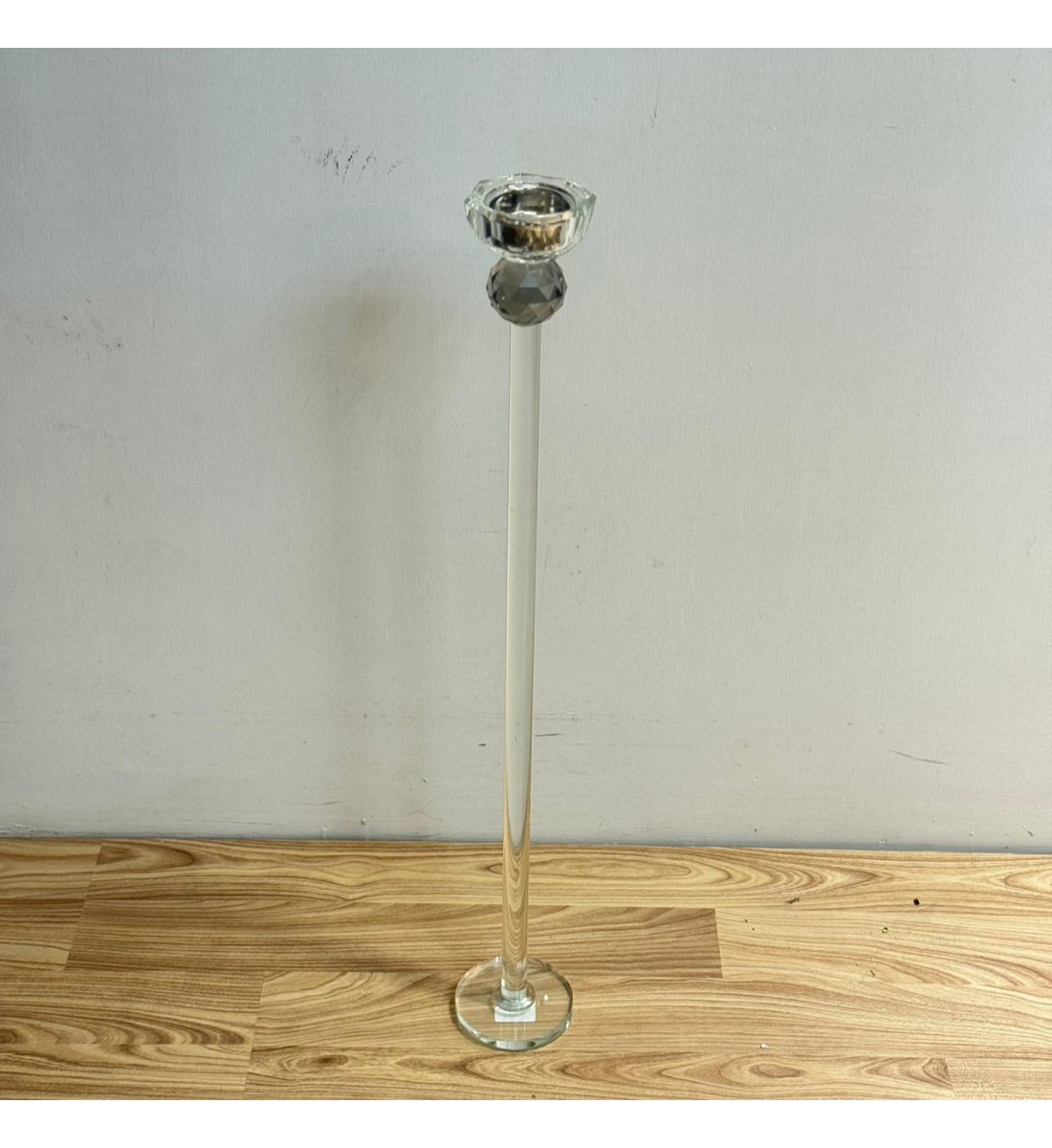  مبخرة أرضية أنيقة مصنوعة من الزجاج الشفاف بتصميم طويل وراقي يضيف لمسة فخامة للمكان 80سم 