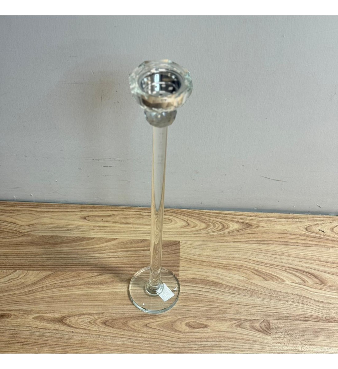  مبخرة أرضية أنيقة مصنوعة من الزجاج الشفاف بتصميم طويل وراقي يضيف لمسة فخامة للمكان 60سم 