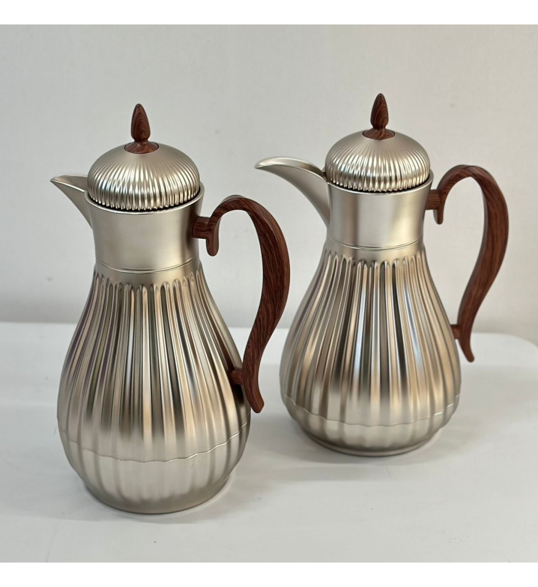 طقم ترامس شاي وقهوة  راقي استيل داخل زجاج 