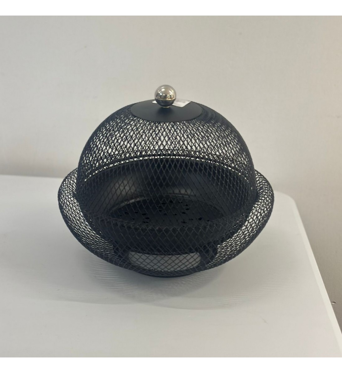 صحن تقديم معدن شبك اسود 