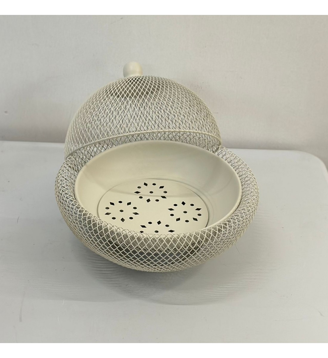 صحن تقديم معدن شبك بيج 