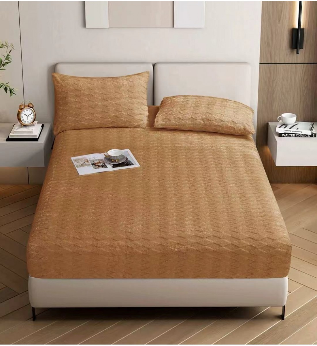 طقم سرير (مفرش) يتميز بتصميم عصري وأنيق، يجمع بين البساطة والفخامة الهادئة. 3 قطع بلون البني الفاتح طقم سرير (مفرش) يتميز بتصميم عصري وأنيق، يجمع بين البساطة والفخامة الهادئة. 3 قطع بلون البني الفاتح