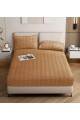 طقم سرير (مفرش) يتميز بتصميم عصري وأنيق، يجمع بين البساطة والفخامة الهادئة. 3 قطع بلون البني الفاتح طقم سرير (مفرش) يتميز بتصميم عصري وأنيق، يجمع بين البساطة والفخامة الهادئة. 3 قطع بلون البني الفاتح