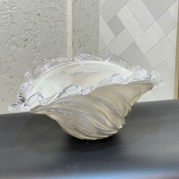 صحن زجاجية فاخرة بتصميم أنيق مستوحى من شكل الصدفة 40×23×17سم 