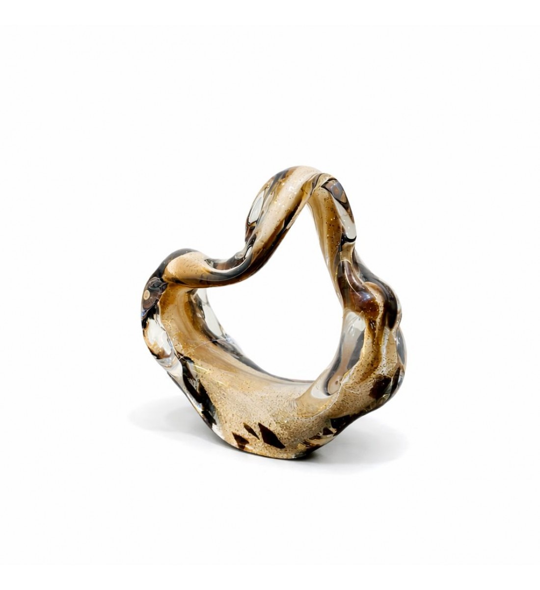 قطعة ديكور زجاجية فنية بتصميم انسيابي أنيق، مصنوعة من زجاج شفاف ممزوج بدرجات دافئة من البيج والبني23×6×23سم