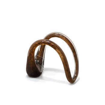 قطعة ديكور زجاجية فنية بتصميم انسيابي أنيق، مصنوعة من زجاج شفاف ممزوج بدرجات دافئة من البيج والبني25×13×21سم 