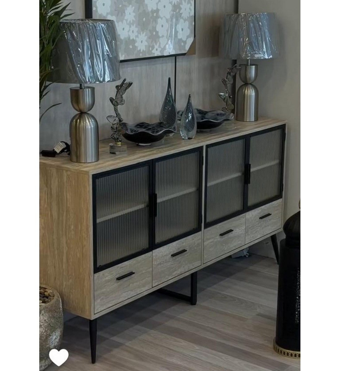  دولاب بوفيه أنيق وعصري بيج  المقاس: 160×40×83 سم