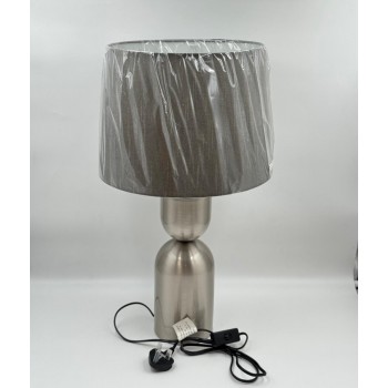 مصباح طاولة أنيق بتصميم عصري يجمع بين الفخامة والبساطة57×28×28سم 