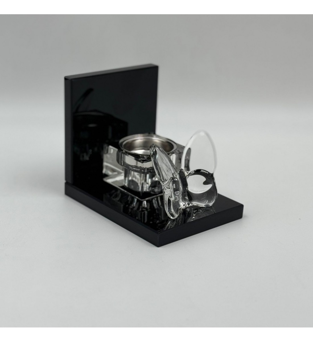 مبخرة أنيقة بتصميم عصري فاخر، مصنوعة من خامة شفافة عالية الجودة 12×9×10سم 