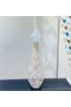 قطعة ديكور زجاجية فاخرة بتصميم أنيق وطويل، مصنوعة من زجاج شفاف ممزوج بتدرجات بيضاء ولمسات بنية 65×5×5سم 
