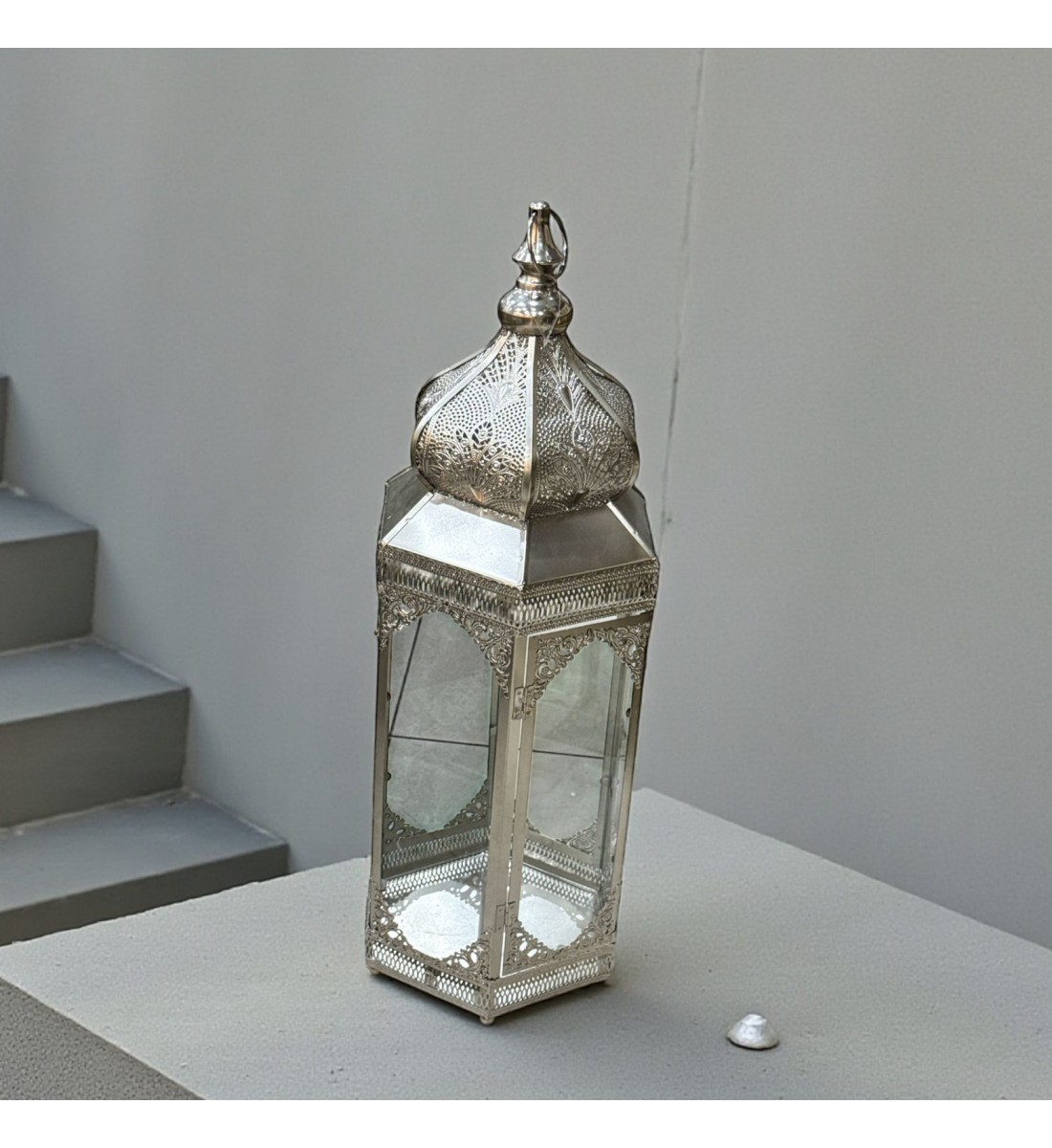 فانوس ديكوري فاخر مصنوع من معدن عالي الجودة بلون فضي لامع75×26×26سم 