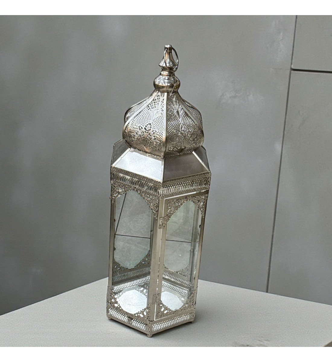 فانوس ديكوري فاخر مصنوع من معدن عالي الجودة بلون فضي لامع75×26×26سم 