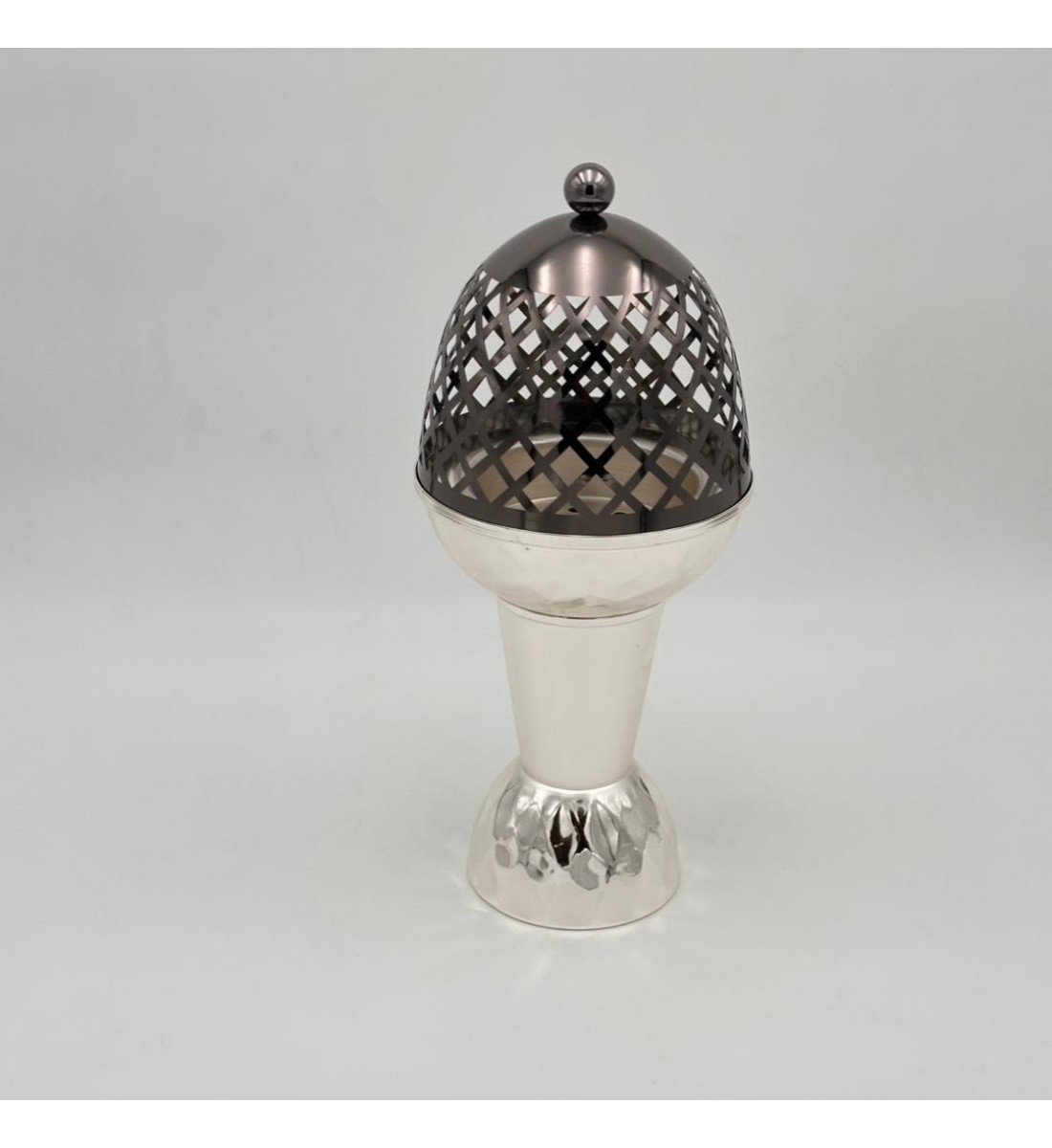 مبخرة بتصميم أنيق وعصري مصنوعة من معدن عالي الجودة بتشطيب لامع، 30×14×14سم 