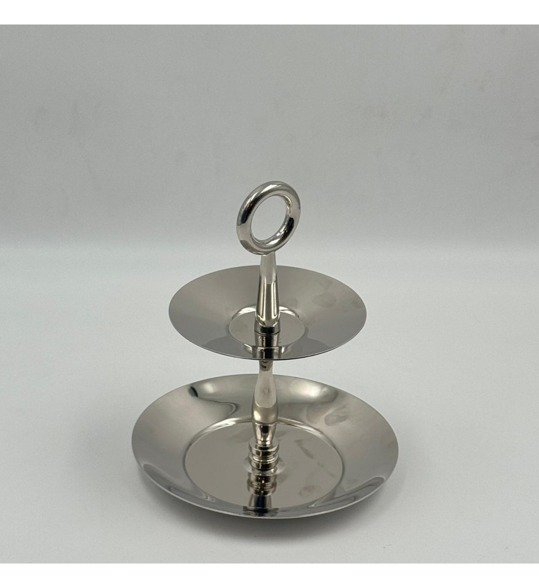 شيال تقديم أنيق بتصميم عصري يجمع بين البساطة والفخامة 18×16×16سم 