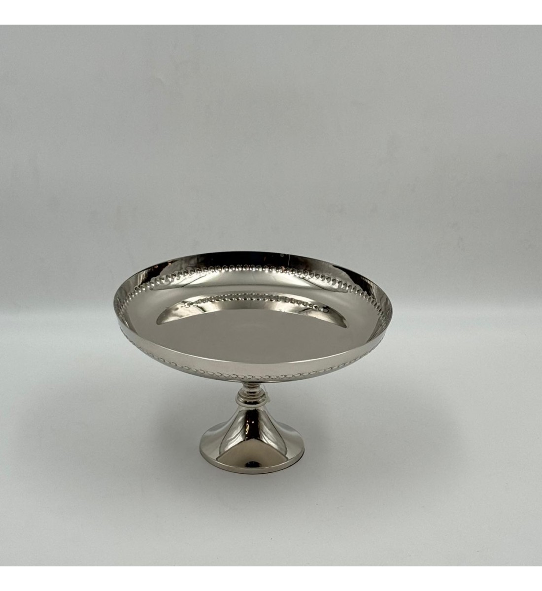 صحن  تقديم أنيق بتصميم عصري يجمع بين البساطة والفخامة22×22×13سم 