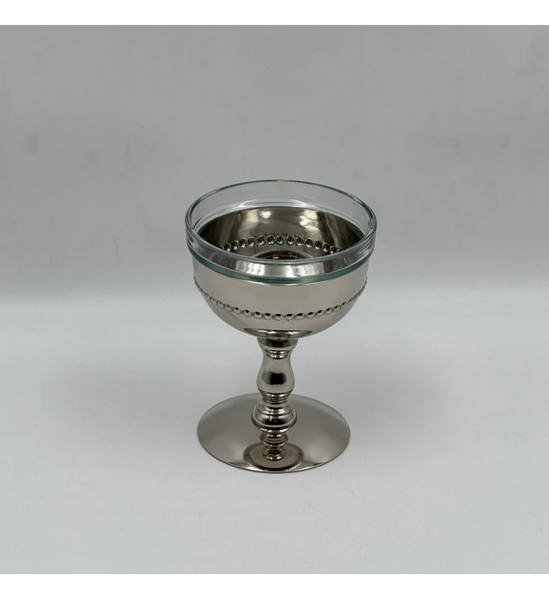 صحن تقديم أنيق بتصميم عصري يجمع بين البساطة والفخامة11×11×14سم 