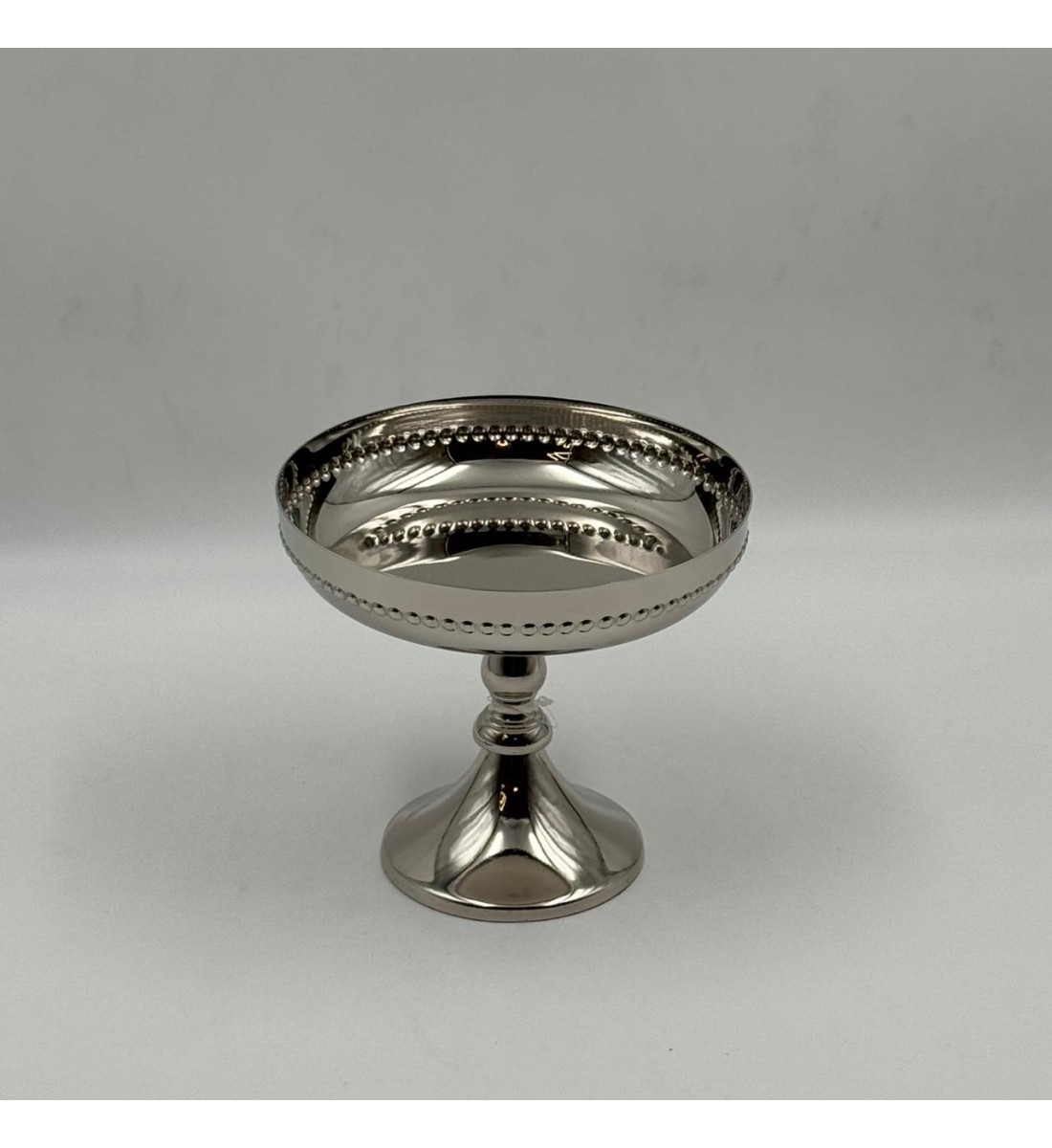 صحن تقديم أنيق بتصميم عصري يجمع بين البساطة والفخامة15×15×13سم 