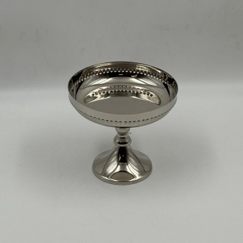 صحن تقديم أنيق بتصميم عصري يجمع بين البساطة والفخامة15×15×13سم 