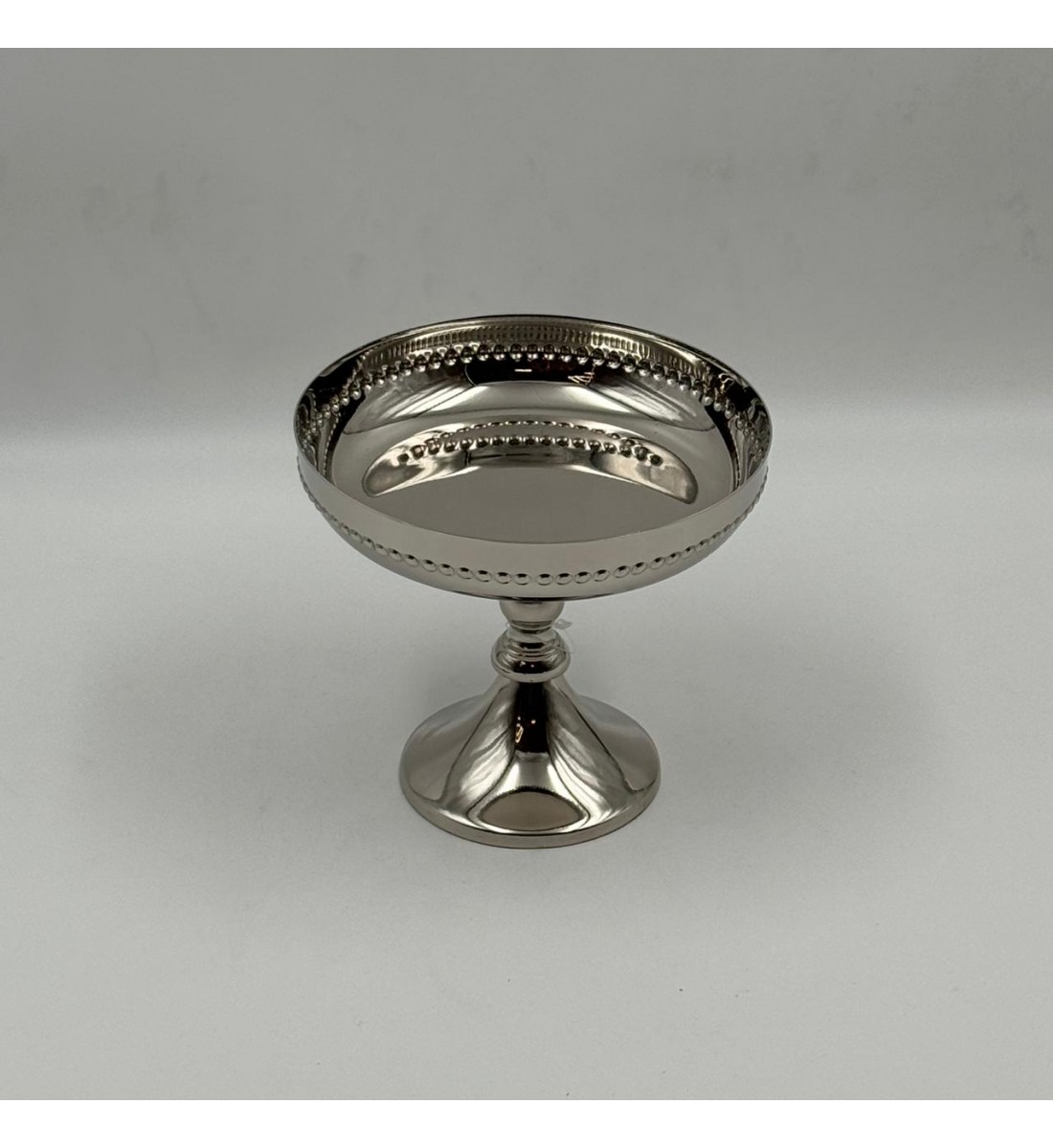 صحن تقديم أنيق بتصميم عصري يجمع بين البساطة والفخامة15×15×13سم 